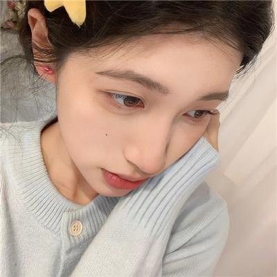 星际姊妹海报